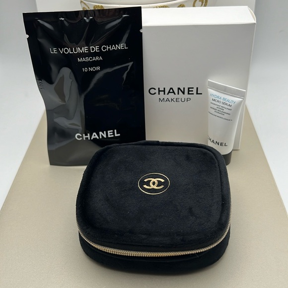 Chanel Beauty Makeup Mirror Pouch Black Zip Around, Velvet, Micro Serum &Mascara - Picture 1 of 17